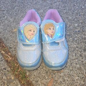 Disney Frozen II Kids Light Up Shoes Girls Size 9 Elsa Anna Sparkle Sneakers